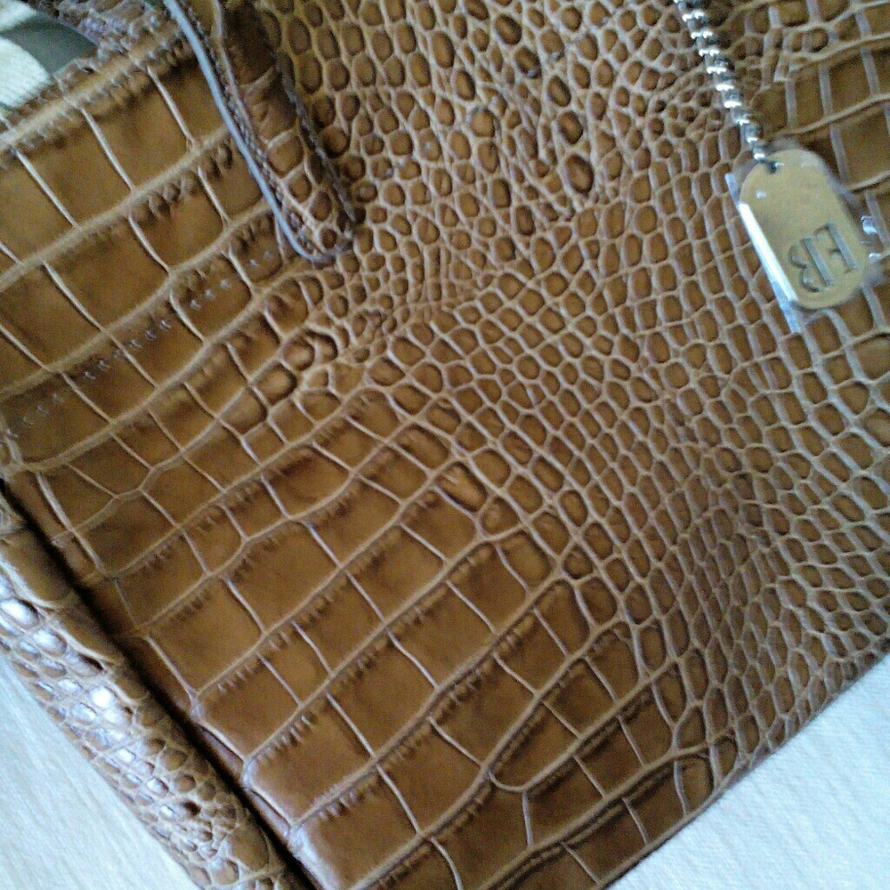 NWT FEDERICA BASSI Croc-Embossed Leather Handbag - Picture 2 of 8